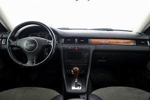 Audi Allroad Comfortline Quattro ATM 2.5 TDI 132kW (5 foto / 7)