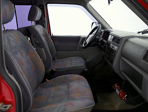 Volkswagen Multivan Allstar 2.5 81kW (6 foto / 8)
