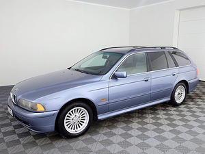 BMW 520 Business Facelift 2.2 125kW (2 foto / 7)