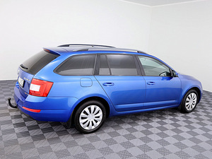 Skoda Octavia Comfortline 4x4 2.0 TDI 110kW (3 foto / 7)