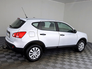 Nissan Qashqai Cofort 1.6 84kW (3 foto / 7)