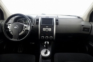Nissan X-Trail Comfort 4x4 ATM 2.5 124kW (5 foto / 7)