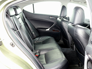 Lexus IS 250 Luxury ATM 2.5 153kW (7 foto / 7)