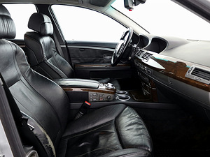 BMW 730 Executive ATM 3.0 D 150kW (6 foto / 8)