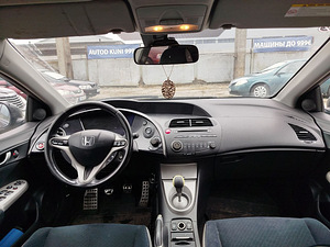 Honda Civic Elegance LPG 1.8 103kW (5 foto / 7)