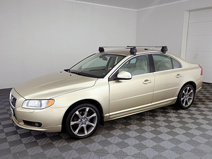 Volvo S80 Summum AWD 4x4 ATM 3.2 175kW (2 foto / 7)