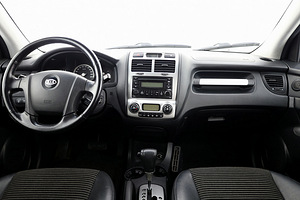 Kia Sportage Active 4x4 ATM 2.7 129kW (5 foto / 8)