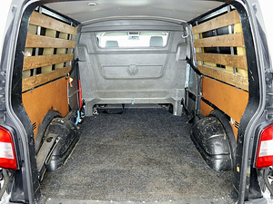 Volkswagen Transporter Long Highline 2.5 TDI 96kW (8 foto / 8)