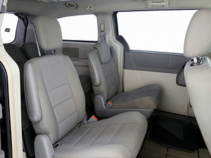 Chrysler Grand Voyager Comfort ATM 2.8 CRD 120kW (7 foto / 9)