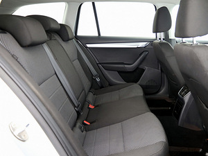 Skoda Octavia Comfortline 1.4 103kW (7 foto / 7)