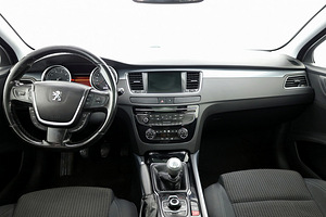 Peugeot 508 Comfort 1.6 115kW (5 foto / 8)