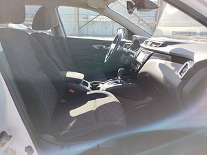 Nissan Qashqai Tekna ATM 1.2 85kW (6 foto / 7)