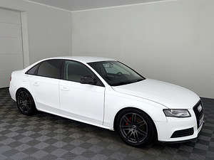 Audi A4 Comfortline Quatrro 1.8 118kW (1 foto / 8)
