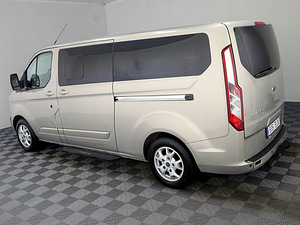 Ford Tourneo Custom Long Passenger 2.2 TDCi 92kW (4 foto / 8)