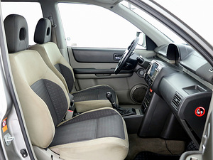 Nissan X-Trail Comfort 4x4 2.0 103kW (6 foto / 7)