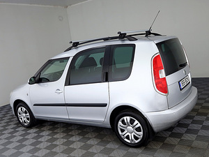 Skoda Roomster Comfortline Facelift 1.2 51kW (4 foto / 8)