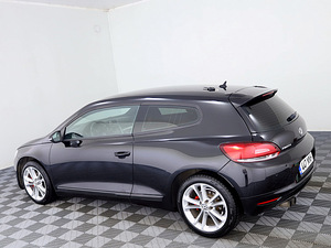 Volkswagen Scirocco Individual ATM 2.0 147kW (4 foto / 8)