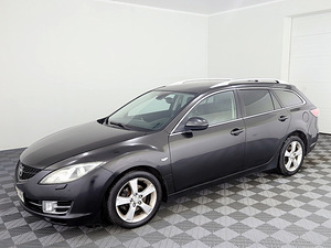 Mazda 6 Elegance 2.2 MZR-CD 120kW (2 foto / 8)