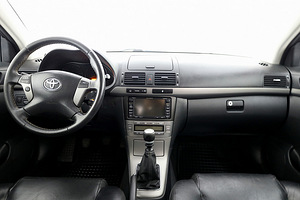 Toyota Avensis Linea Sol Technical Facelift 2.2 D-CAT 130kW (5 foto / 8)