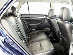 Toyota Avensis Linea Sol Technical Facelift 2.2 D-CAT 130kW (7 foto / 8)