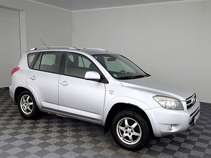 Toyota RAV4 Linea Sol 2.2 D-CAT 130kW (1 foto / 8)