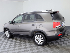 Kia Sorento Luxury 4x4 ATM 2.2 CRDi 145kW (4 foto / 7)