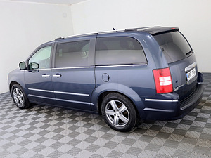 Chrysler Grand Voyager Limited ATM 2.8 CRD 120kW (4 foto / 9)