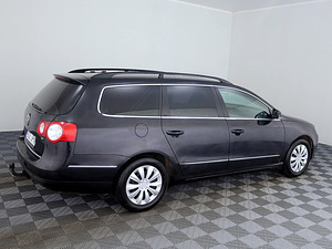Volkswagen Passat Comfortline Facelift 2.0 TDI 81kW (3 foto / 7)