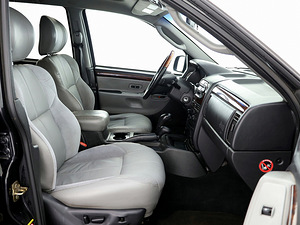 Jeep Grand Cherokee Overland Facelift ATM 2.7 CRD 120kW (6 foto / 8)