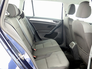 Volkswagen Golf Comfortline 1.4 90kW (7 foto / 7)