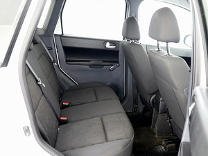 Mitsubishi Colt Facelift 1.3 70kW (7 foto / 7)