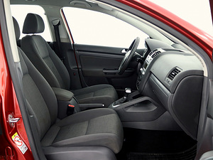 Volkswagen Golf Comfortline LPG ATM 1.6 75kW (6 foto / 9)