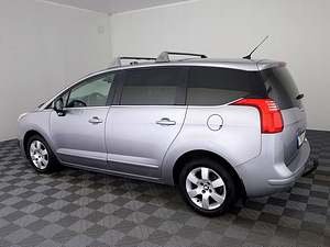 Peugeot 5008 Elegance Facelift 1.6 HDi 84kW (4 foto / 8)
