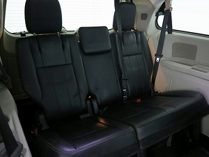 Chrysler Town and Country Luxury Facelift 3.6 208kW (8 foto / 9)