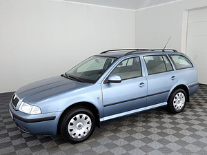 Skoda Octavia Facelift 1.6 75kW (2 foto / 7)