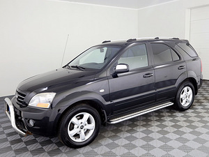 Kia Sorento Executive Facelift ATM 2.5 CRD 125kW (2 foto / 7)