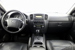Kia Sorento Executive Facelift ATM 2.5 CRD 125kW (5 foto / 7)