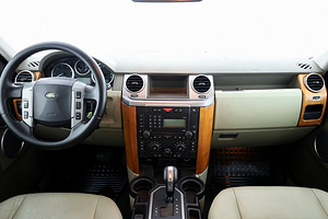 Land Rover Discovery 3 HSE 2.7 TDV6 140kW (5 foto / 9)