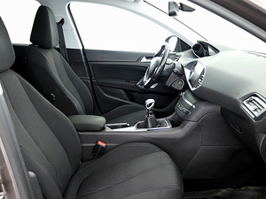 Peugeot 308 Elegance 1.6 92kW (6 foto / 7)