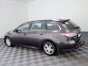 Mazda 6 Elegance Facelift ATM 2.0 114kW (4 foto / 7)