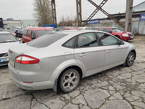 Ford Mondeo Comfort 2.0 107kW (3 foto / 7)