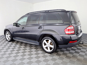 Mercedes-Benz GL 320 Luxury 3.0 CDI 165kW (4 foto / 8)