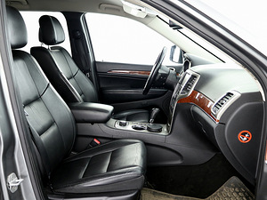 Jeep Grand Cherokee Limited ATM 3.0 CRD 177kW (6 foto / 7)