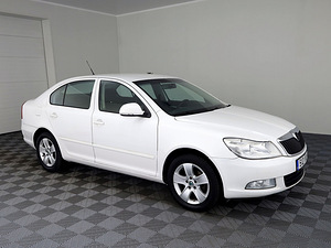 Skoda Octavia Comfortline Facelift ATM 1.9 TDI 77kW (1 foto / 7)