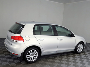 Volkswagen Golf Comfortline ATM 1.2 77kW (3 foto / 8)