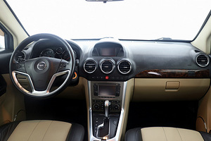 Opel Antara Facelift LPG ATM 2.4 123kW (5 foto / 9)