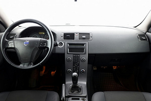 Volvo V50 Estate Facelift 1.6 D4 80kW (5 foto / 7)