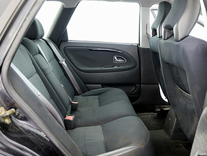 Volvo V40 Estate Facelift 1.9 120kW (6 foto / 6)