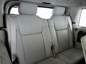Jeep Commander Limited 3.0 CRD 160kW (8 foto / 9)