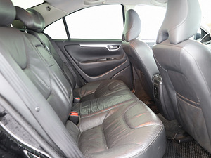 Volvo S60 Summum Facelift LPG 2.4 103kW (7 foto / 8)